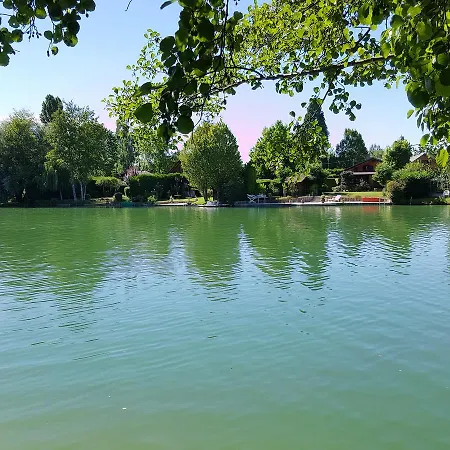 Au Domaine De La Goujonne * Saint-Sauveur-les-Bray